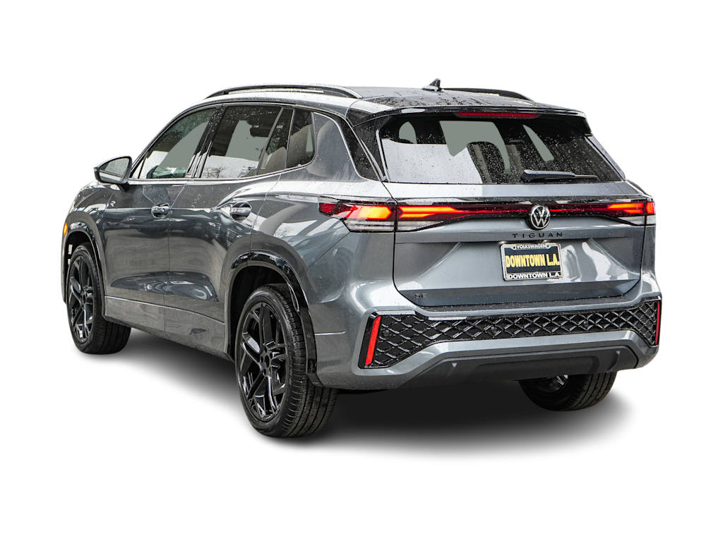 Thumbnail: 2026 Volkswagen Tiguan - 3