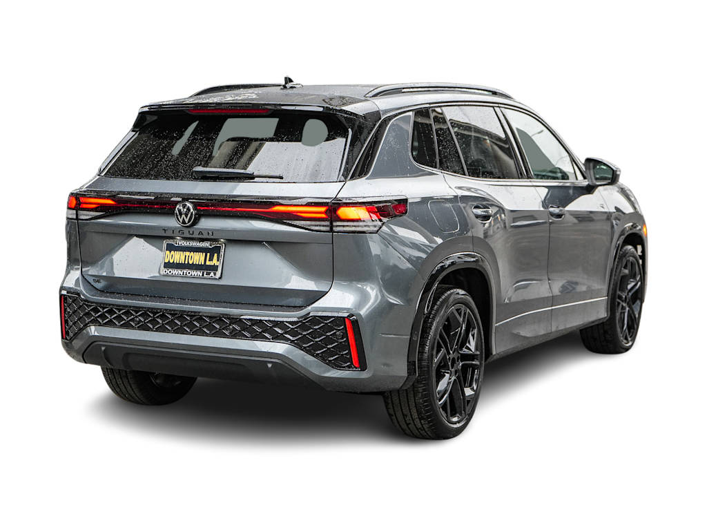 Thumbnail: 2026 Volkswagen Tiguan - 16
