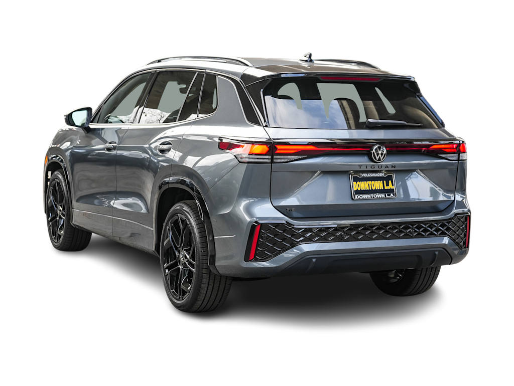 Thumbnail: 2026 Volkswagen Tiguan - 3
