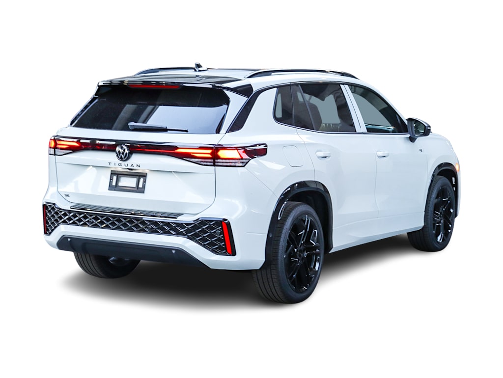 Thumbnail: 2026 Volkswagen Tiguan - 18