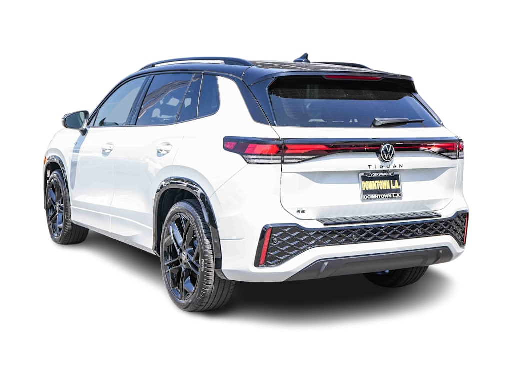Thumbnail: 2026 Volkswagen Tiguan - 3