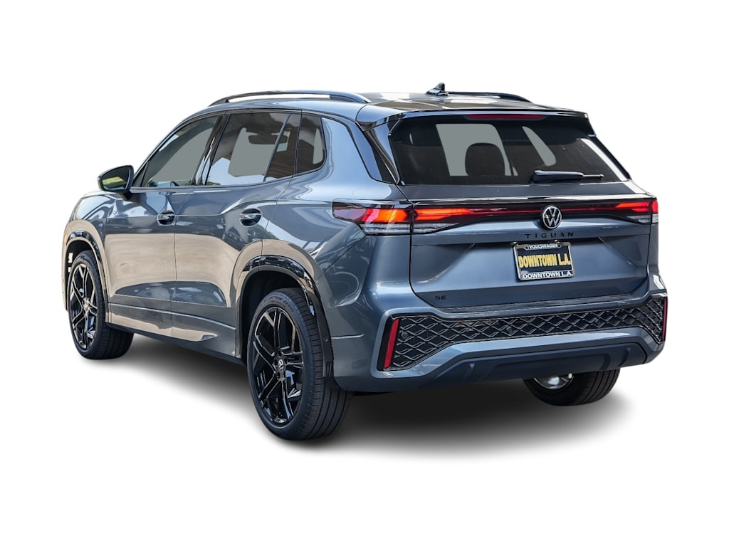 Thumbnail: 2026 Volkswagen Tiguan - 3