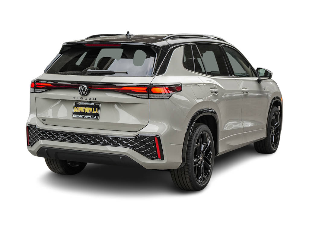 Thumbnail: 2026 Volkswagen Tiguan - 18