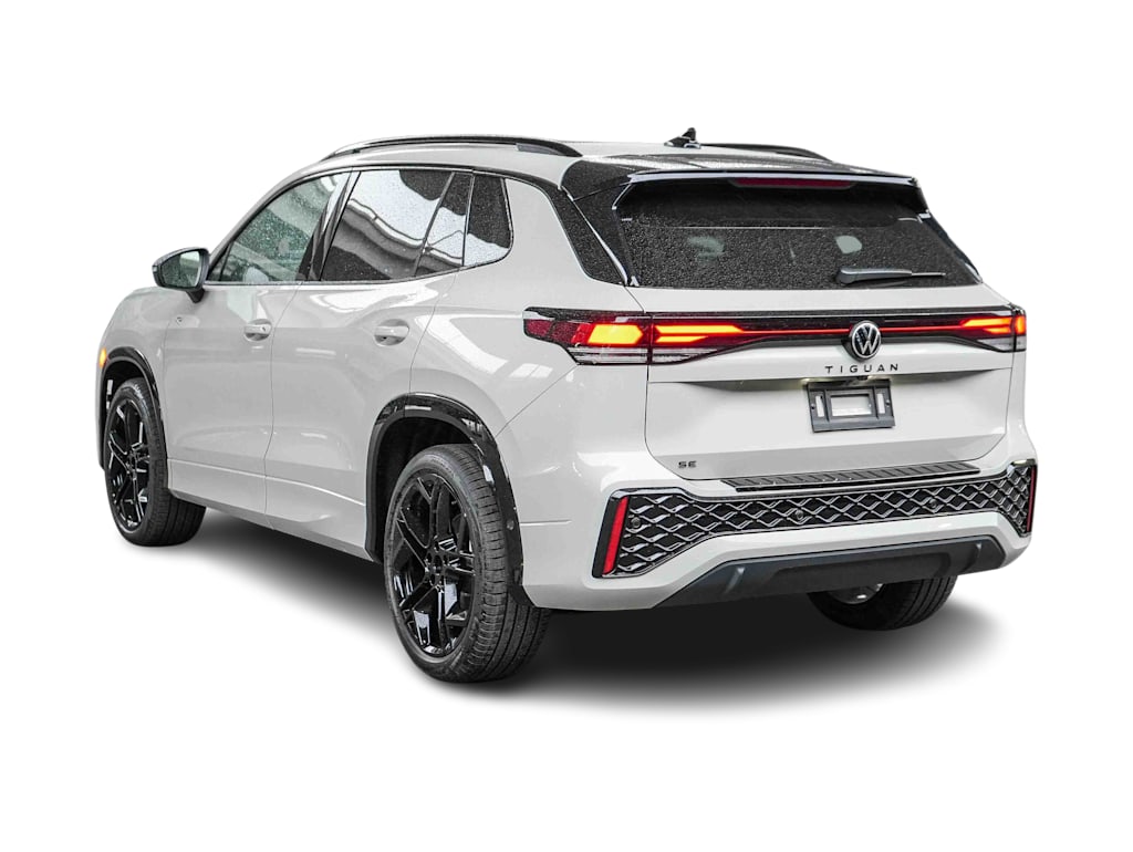 Thumbnail: 2026 Volkswagen Tiguan - 3