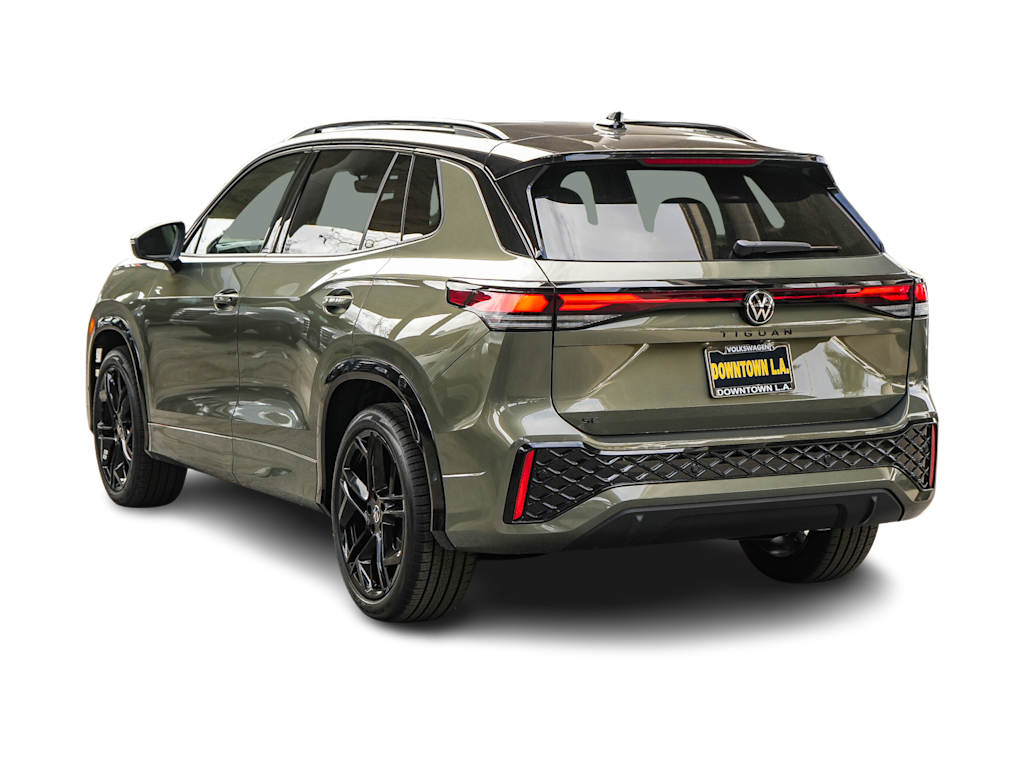 Thumbnail: 2026 Volkswagen Tiguan - 3