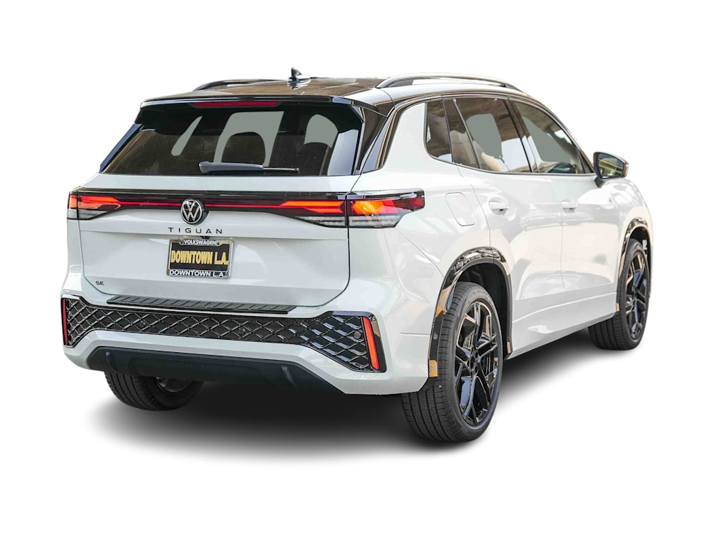 Thumbnail: 2026 Volkswagen Tiguan - 17