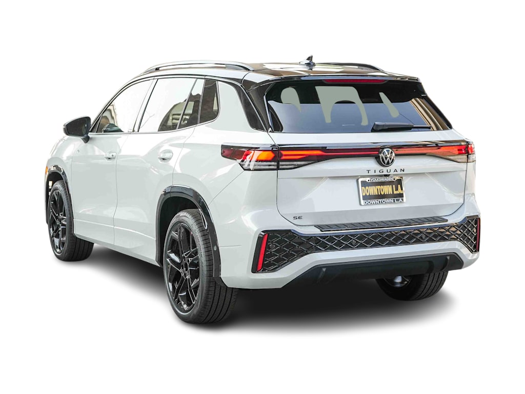 Thumbnail: 2026 Volkswagen Tiguan - 3