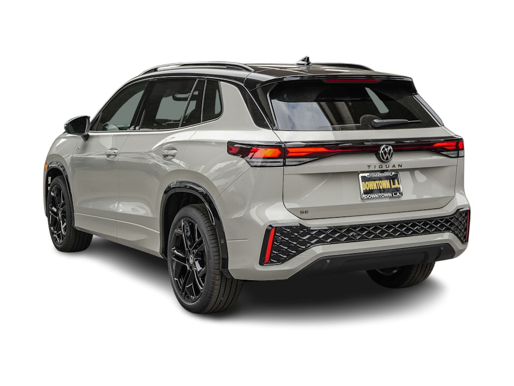 Thumbnail: 2026 Volkswagen Tiguan - 3