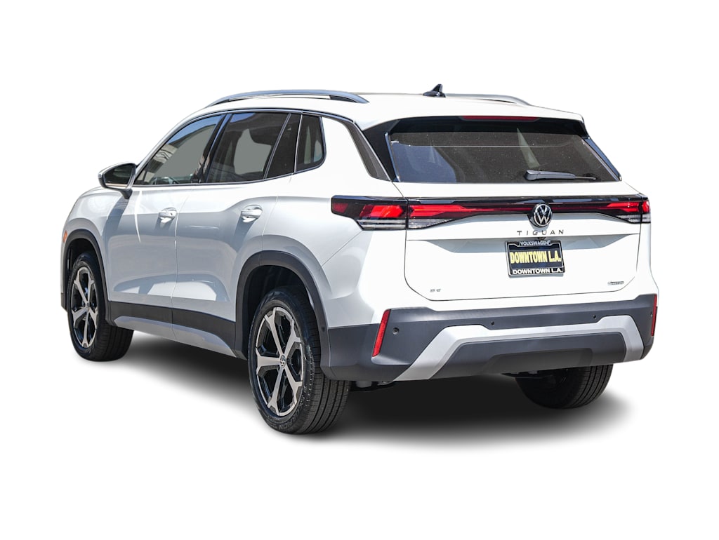 Thumbnail: 2026 Volkswagen Tiguan - 3