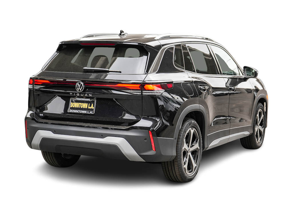 Thumbnail: 2026 Volkswagen Tiguan - 17