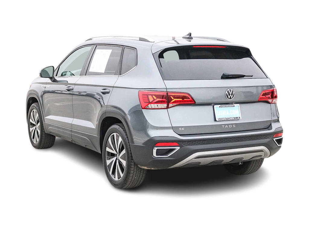 Thumbnail: 2022 Volkswagen Taos - 3