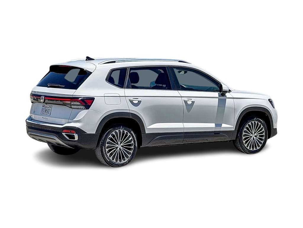 Thumbnail: 2025 Volkswagen Taos - 17