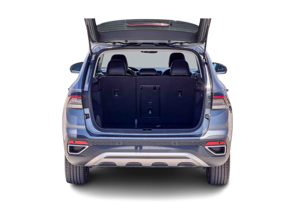Thumbnail: 2025 Volkswagen Taos - 16