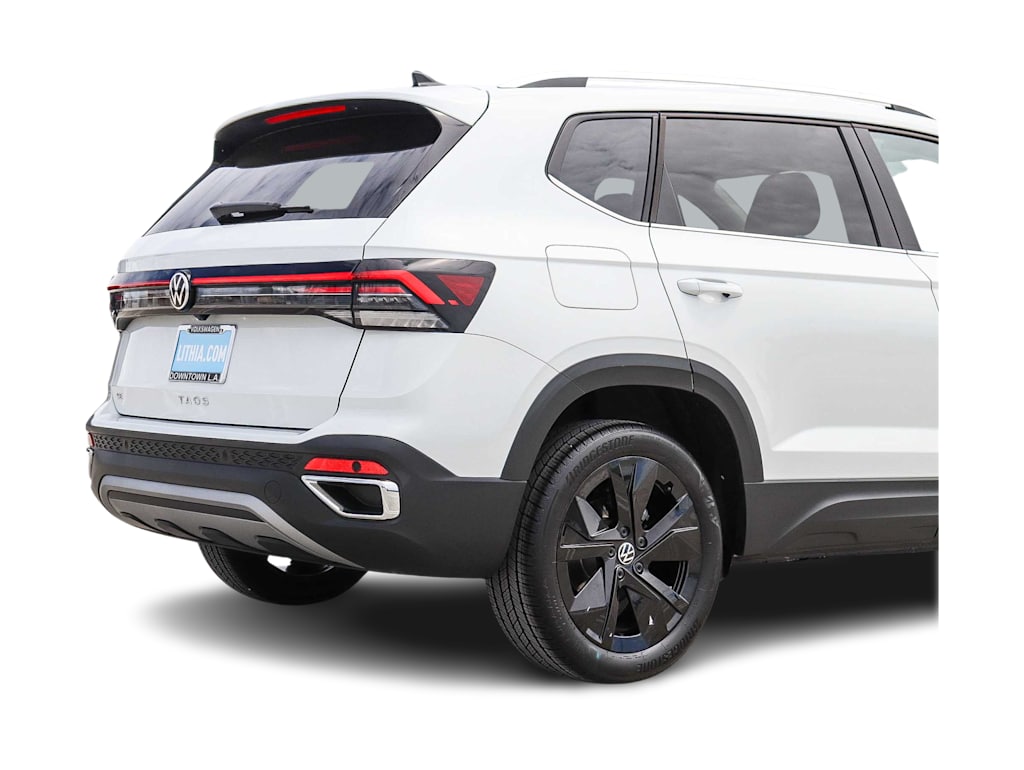 Thumbnail: 2025 Volkswagen Taos - 21