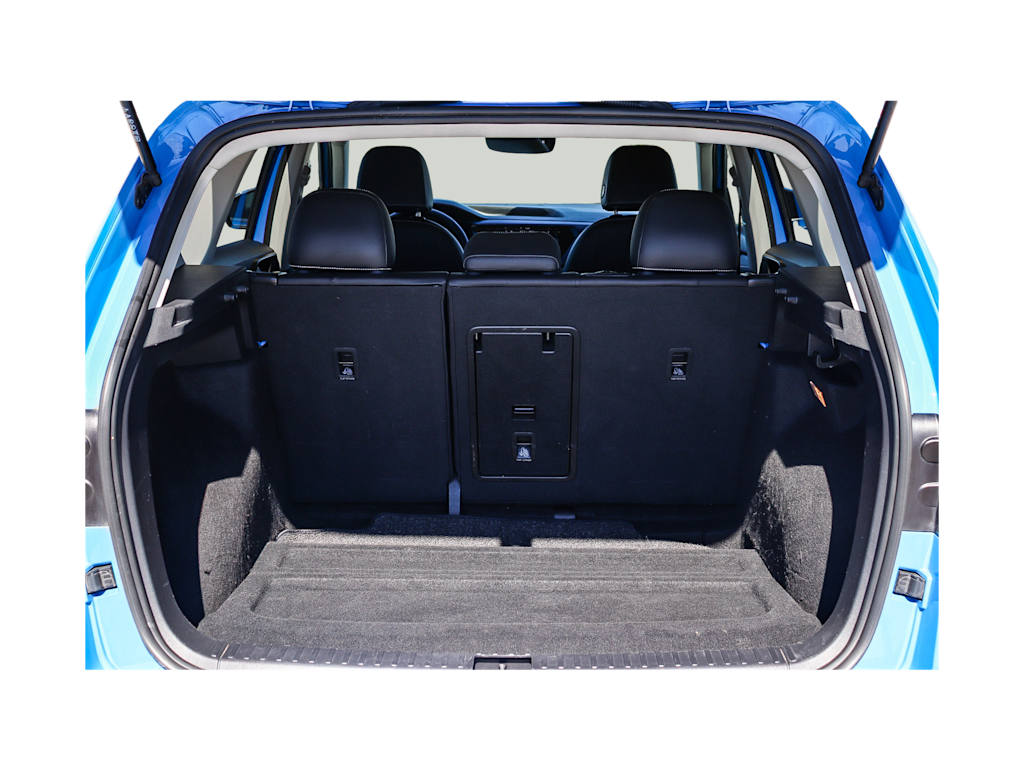 Thumbnail: 2023 Volkswagen Taos - 16