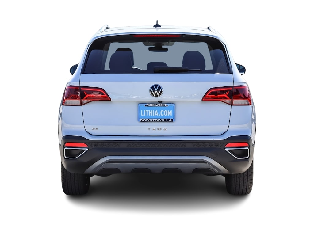 Thumbnail: 2023 Volkswagen Taos - 4