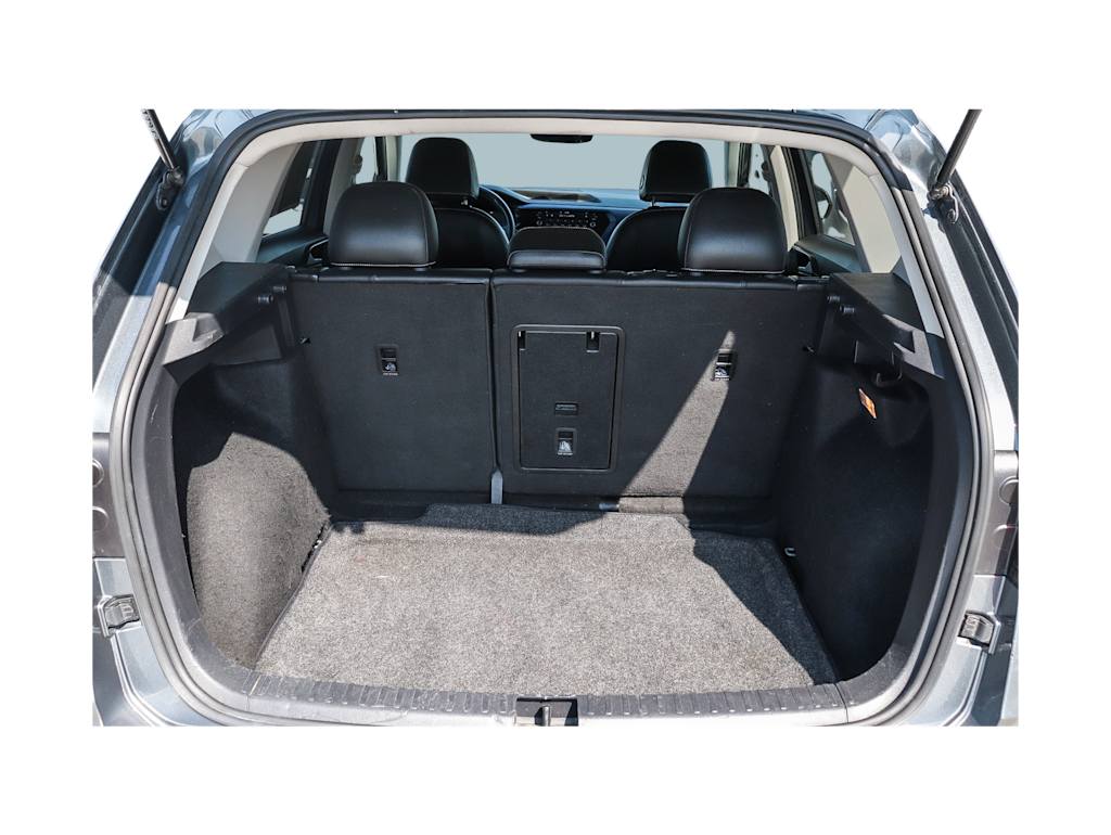 Thumbnail: 2023 Volkswagen Taos - 16