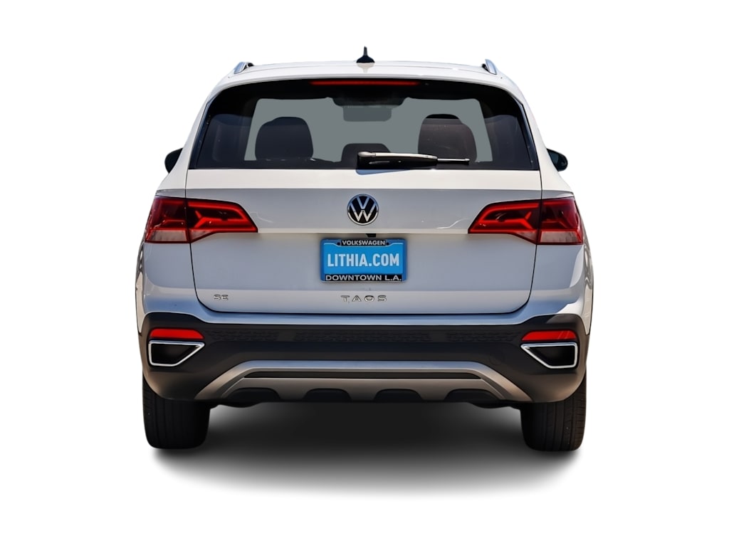 Thumbnail: 2022 Volkswagen Taos - 4