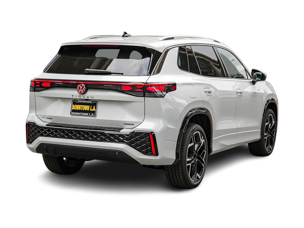 Thumbnail: 2026 Volkswagen Tiguan - 16