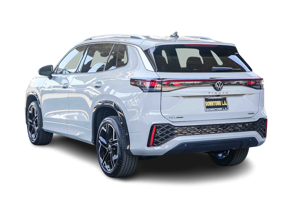 Thumbnail: 2026 Volkswagen Tiguan - 3