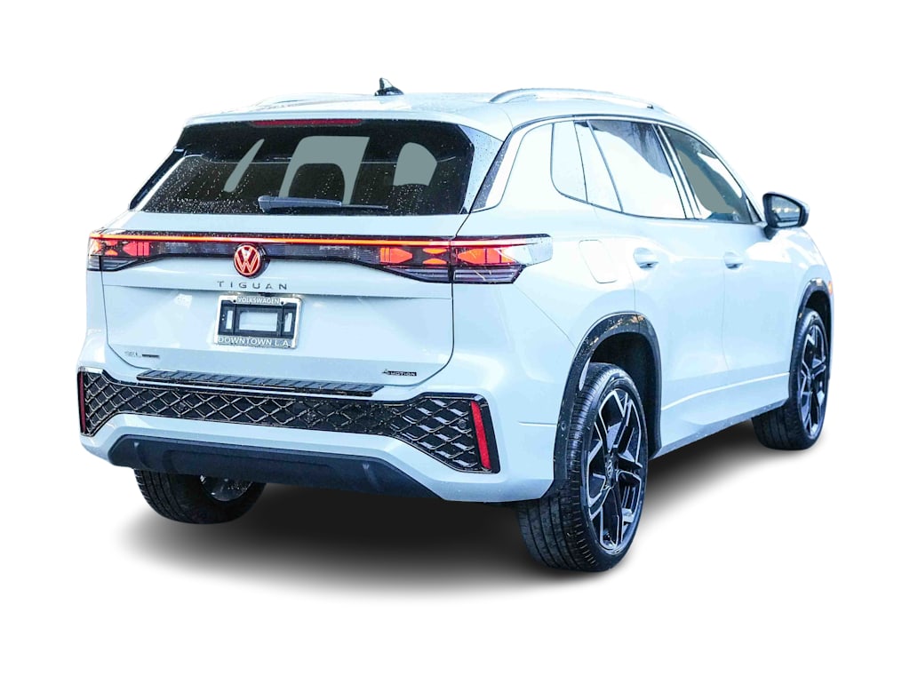 Thumbnail: 2026 Volkswagen Tiguan - 18