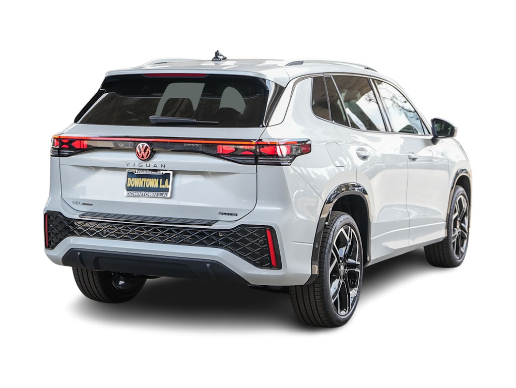 Thumbnail: 2026 Volkswagen Tiguan - 18