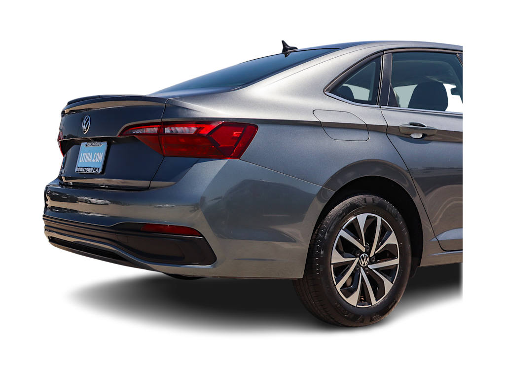 Thumbnail: 2024 Volkswagen Jetta - 20