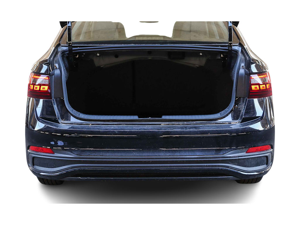 Thumbnail: 2026 Volkswagen Jetta - 16