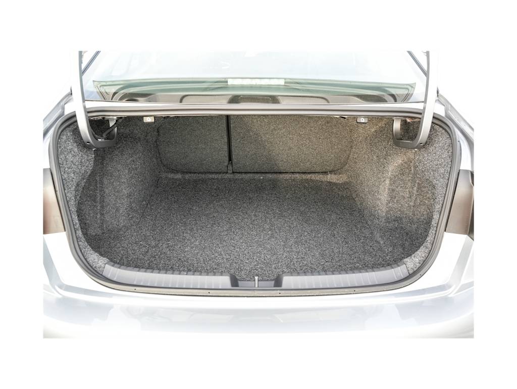 Thumbnail: 2026 Volkswagen Jetta - 16