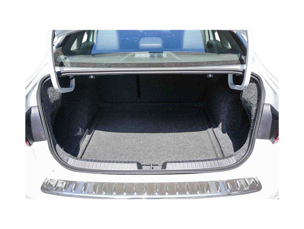 Thumbnail: 2026 Volkswagen Jetta - 17