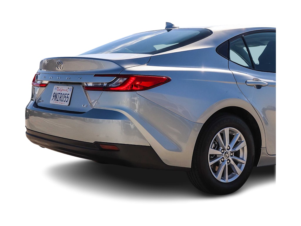 Thumbnail: 2025 Toyota Camry - 20