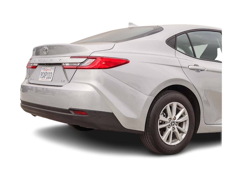 Thumbnail: 2025 Toyota Camry - 18