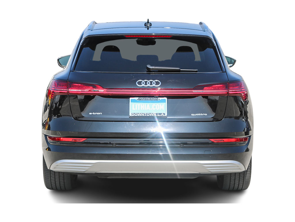 Thumbnail: 2022 Audi e-tron - 5