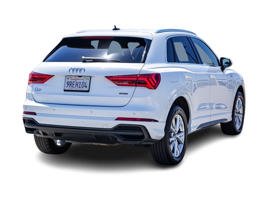 Thumbnail: 2025 Audi Q3 - 19