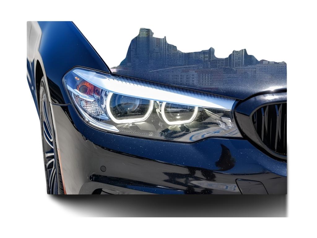 Thumbnail: 2018 BMW 5 Series - 18
