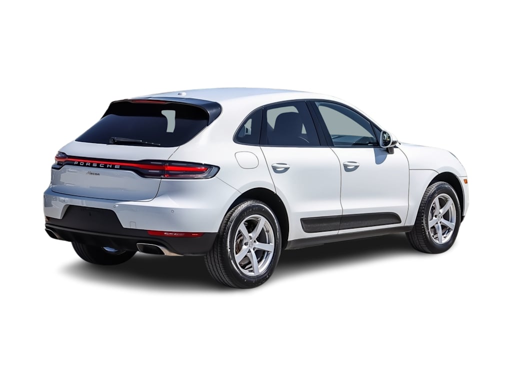 Thumbnail: 2021 Porsche Macan - 18