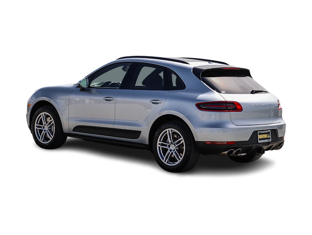Thumbnail: 2017 Porsche Macan - 3