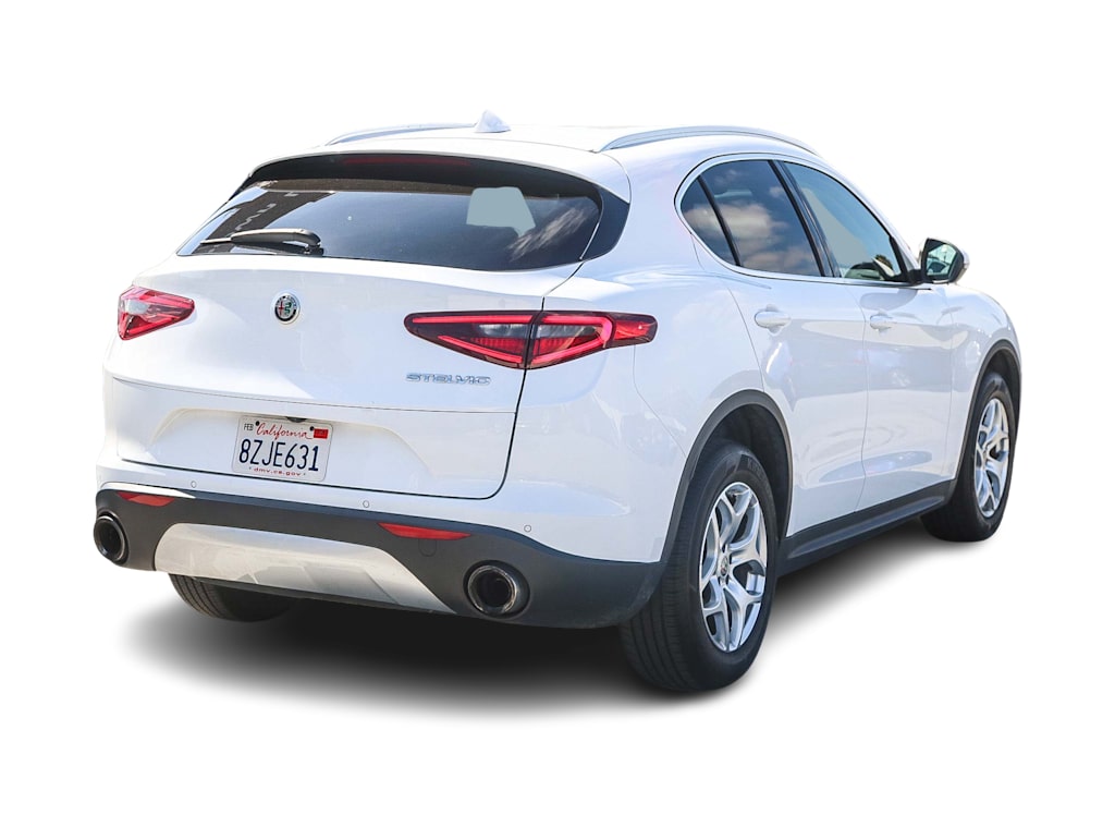 Thumbnail: 2019 Alfa Romeo Stelvio - 16