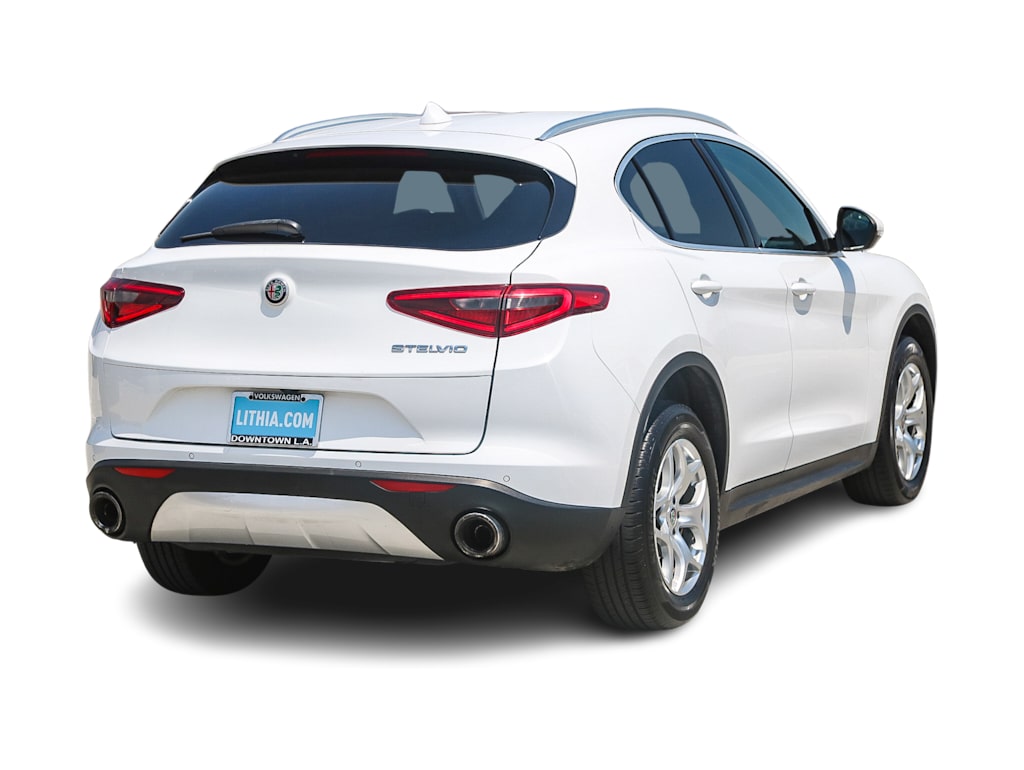 Thumbnail: 2019 Alfa Romeo Stelvio - 20