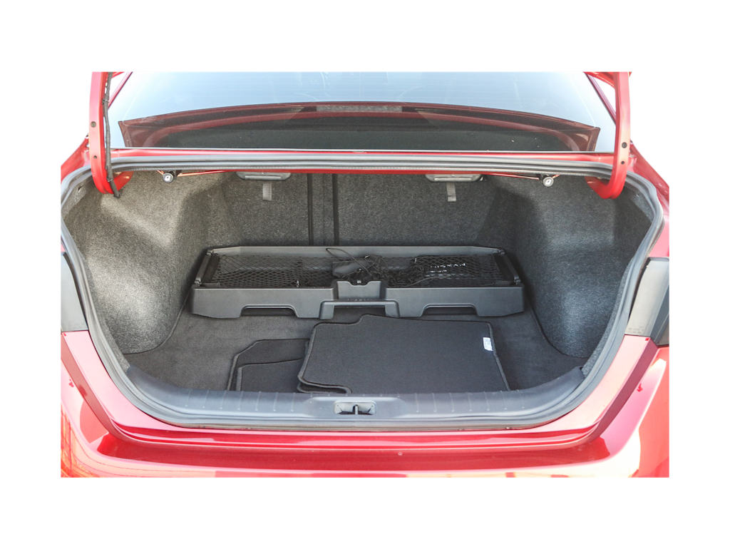 Thumbnail: 2022 Nissan Altima - 16