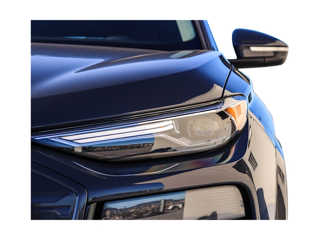 Thumbnail: 2025 Audi Q6 e-tron - 19