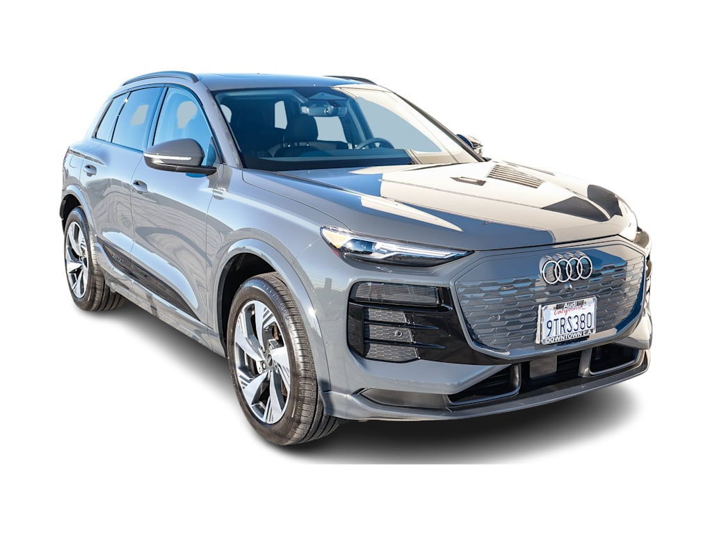 Thumbnail: 2025 Audi Q6 e-tron - 18