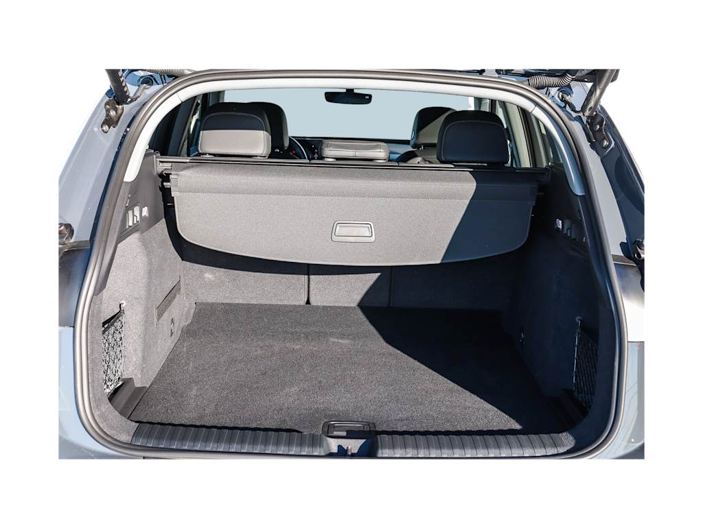 Thumbnail: 2025 Audi Q6 e-tron - 15