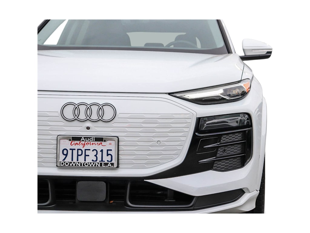 Thumbnail: 2025 Audi Q6 e-tron - 20