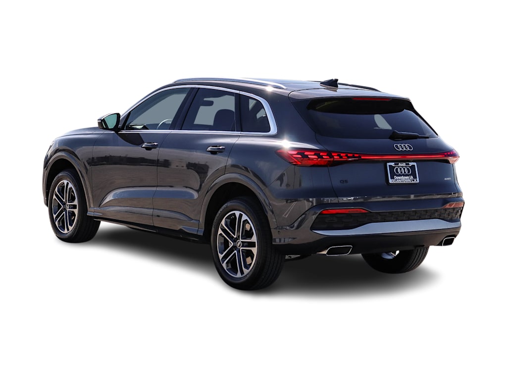 Thumbnail: 2025 Audi Q5 - 3