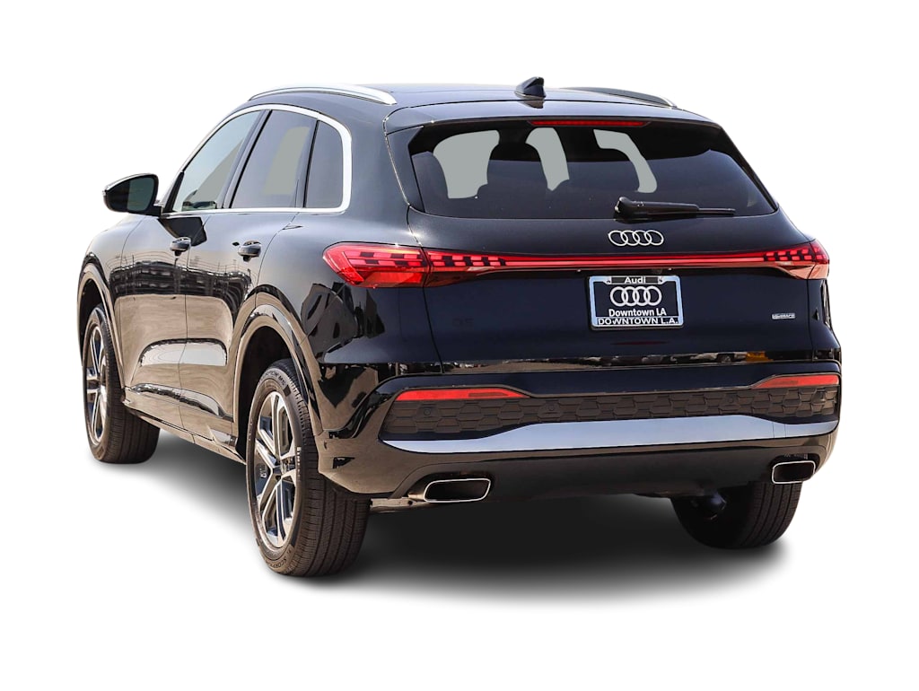 Thumbnail: 2025 Audi Q5 - 3