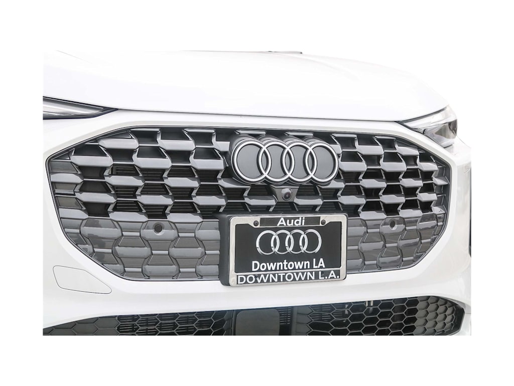 Thumbnail: 2025 Audi Q5 - 19