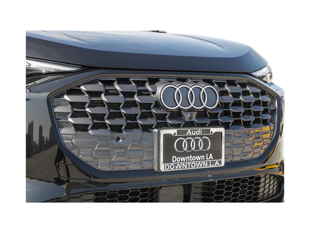 Thumbnail: 2025 Audi Q5 - 18