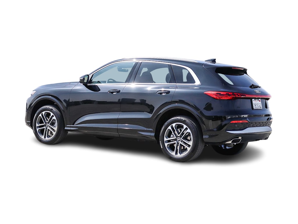 Thumbnail: 2025 Audi Q5 - 3