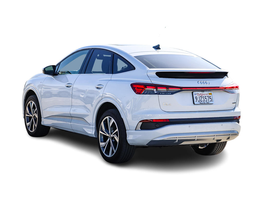 Thumbnail: 2023 Audi Q4 e-tron - 3